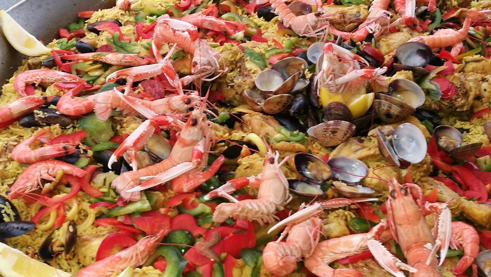 Commander une paella à saint Malo et livraison à domicile